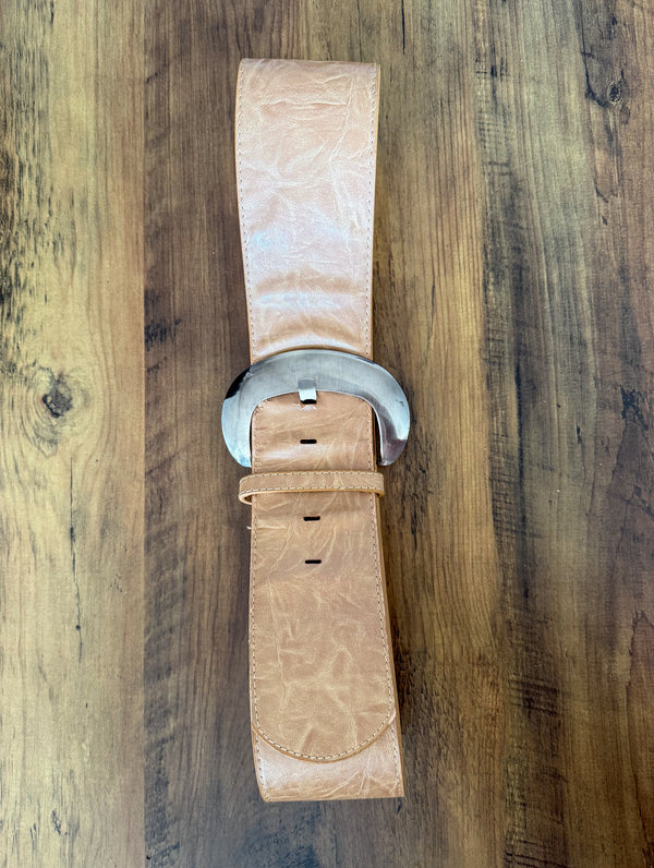Thick beige silver buckle belt