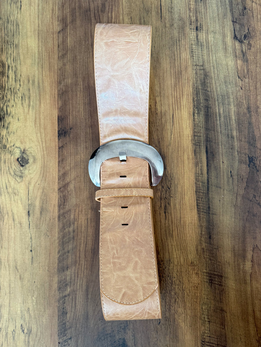 Thick beige silver buckle belt